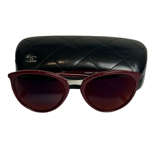 Chanel Red Butterfly Sunglasses with case red CC logo - Picture 8 of 14
